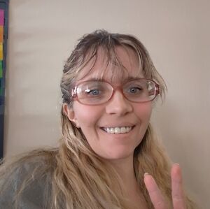 Meet your Posher, Lilian